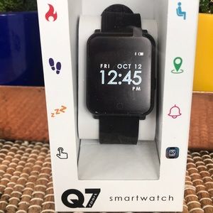 COPY - Never before used Q7 sport smartwatch